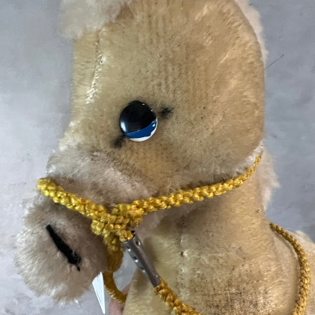 Vintage horse doll / Merry Thougt社製 made in England