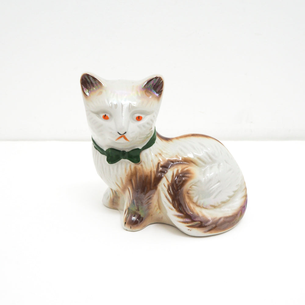 【antique ceramic cat】blue eyes / made in Brazil